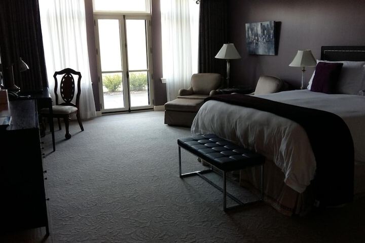 The Bruce Hotel