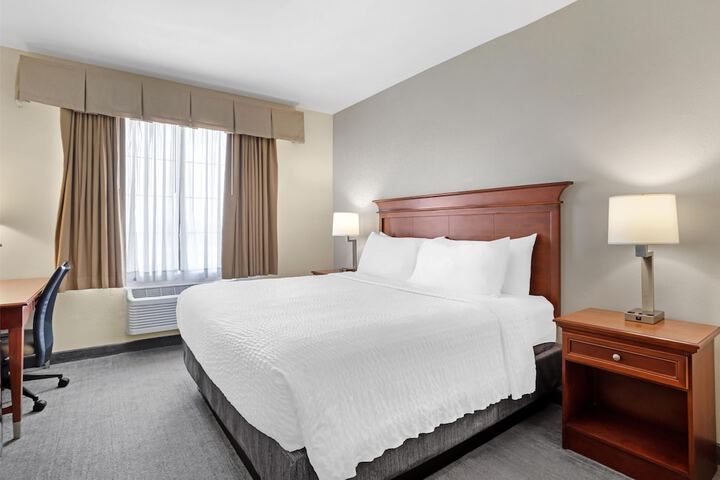 Best Western Plus Executive Hotel & Suites