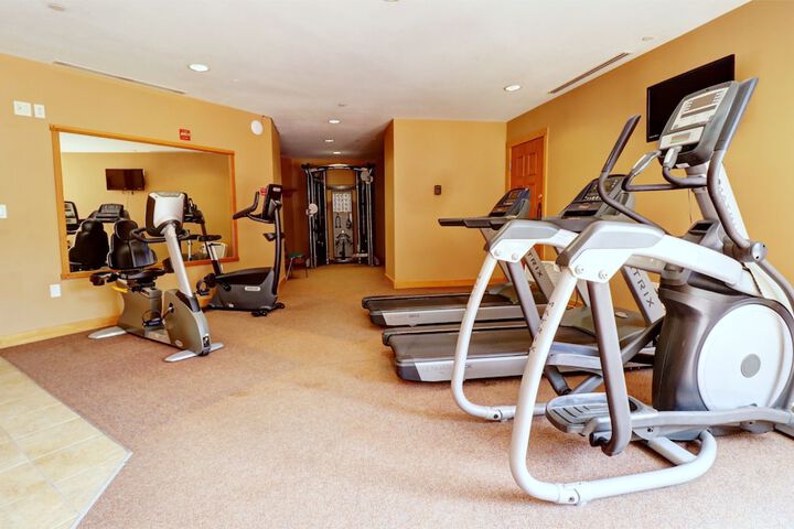 Luxury Remodeled Passage Point Condo - Short Walk to Lifts - Incredible View - PP403 by Redawning