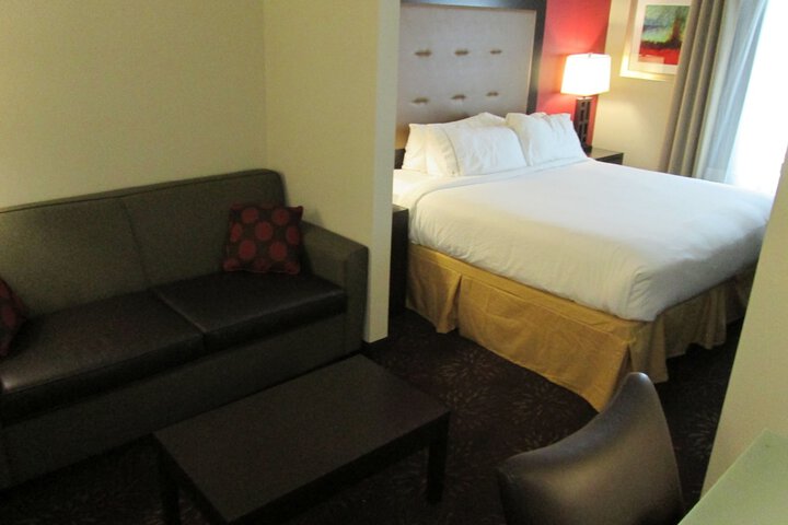 Room 21 of 81
