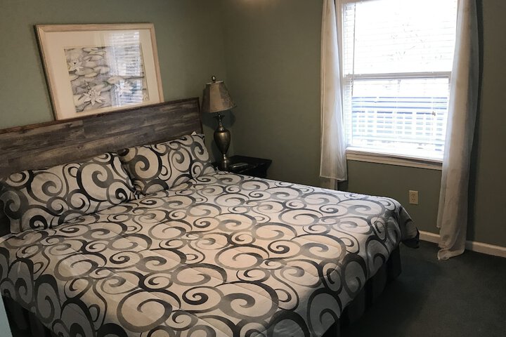 Room 93 of 399