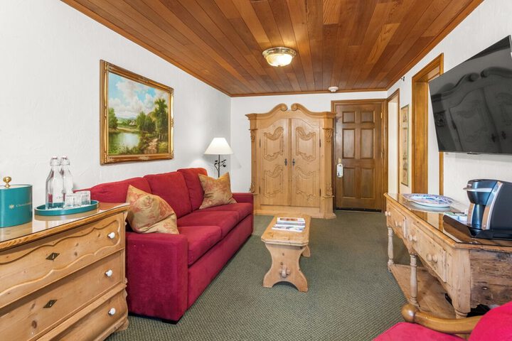 Room 19 of 68