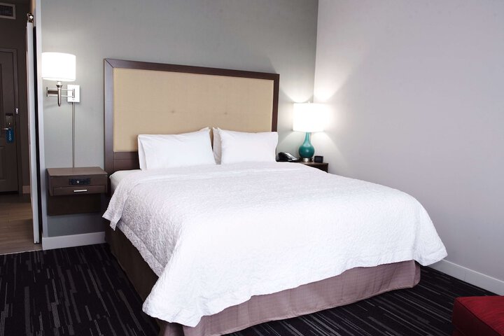 Hampton Inn & Suites Des Moines / Urbandale