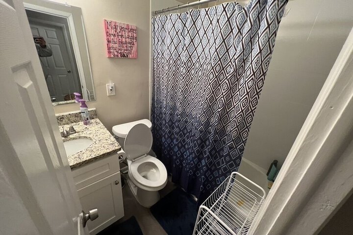 Room 47 of 60