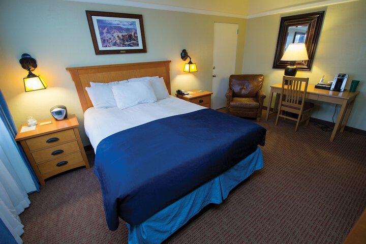 Room 30 of 36