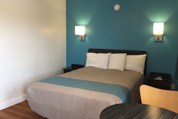 Room 22 of 52
