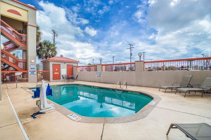 Pool 5 of 48