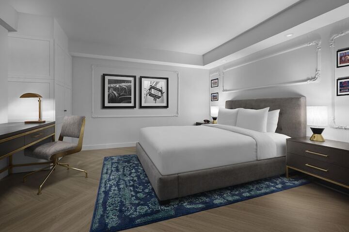 Room 21 of 33