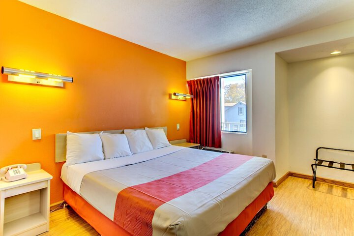 Room 26 of 31