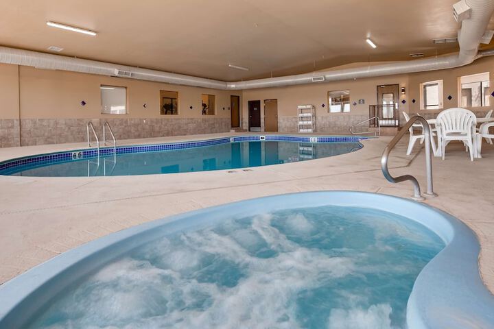 Pool 5 of 24