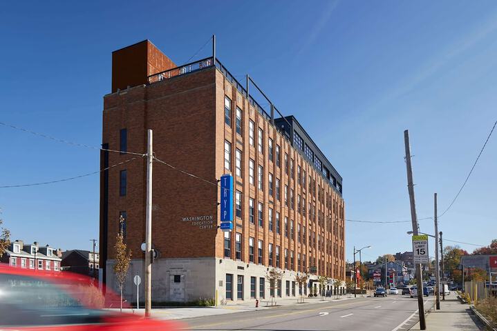 Hotel 4 of 74