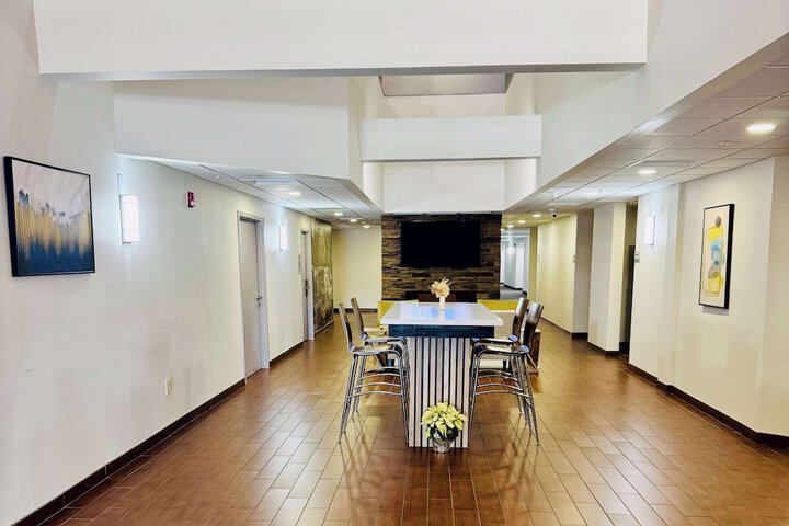 Clarion Pointe Albemarle