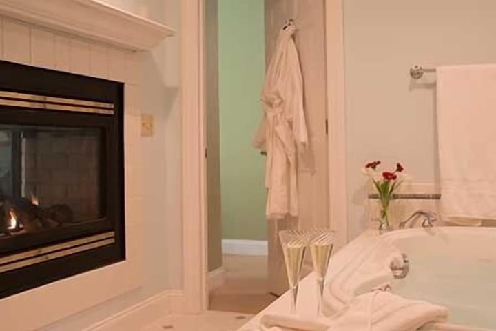 Room 48 of 64