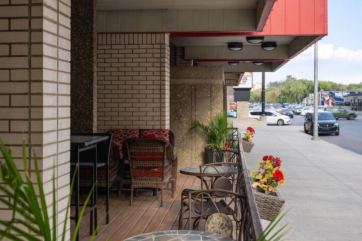 Ramada Plaza by Wyndham Regina Downtown