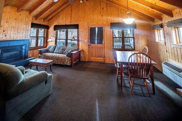 Sun Mountain Lodge