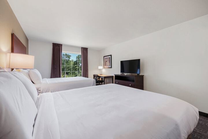 Cobblestone Hotel & Suites - Urbana