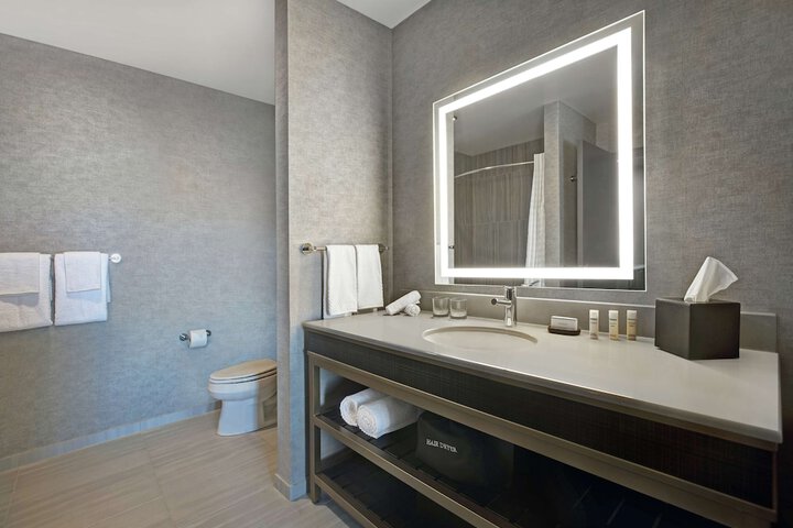 Room 13 of 65