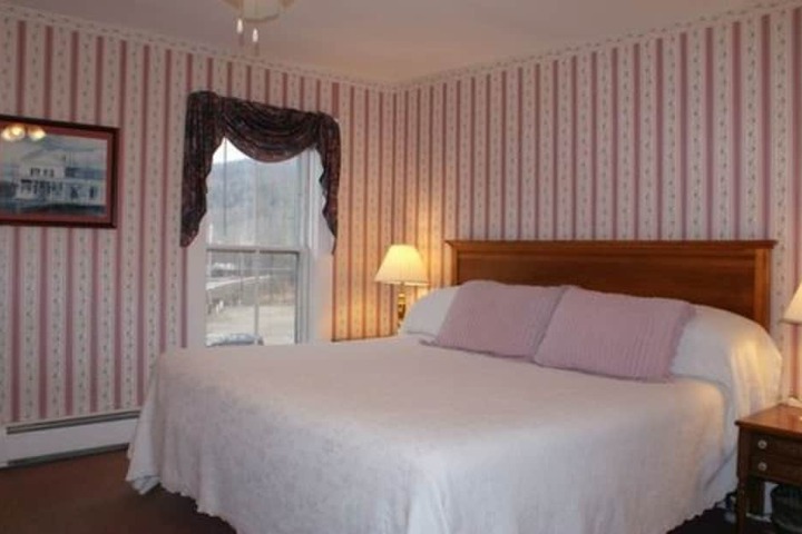 Room 16 of 70