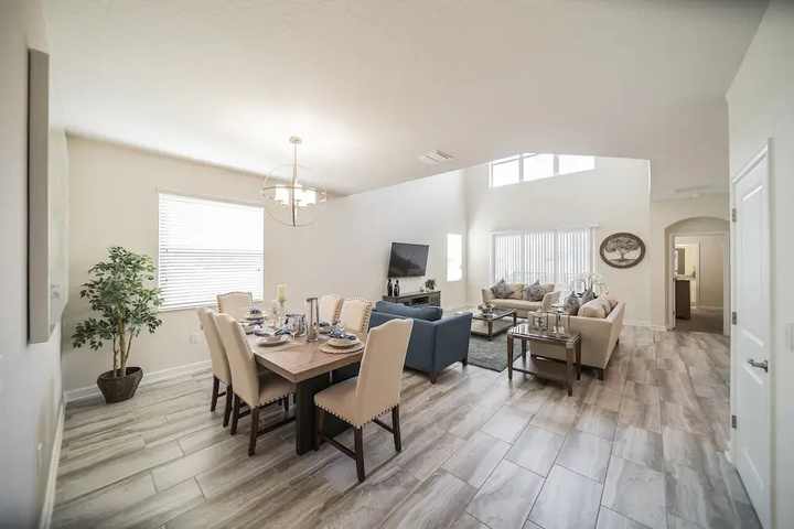 Modern Star Wars Vacation Home CG1593
