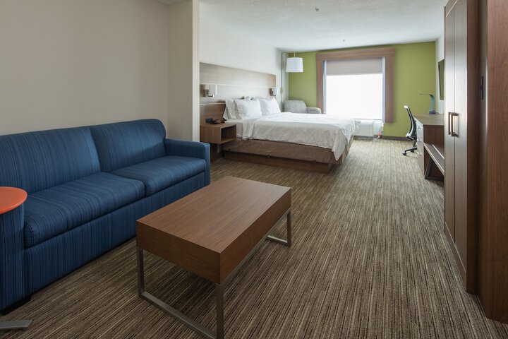 Holiday Inn Express & Suites Lenoir Cty by IHG