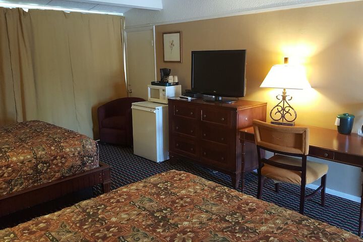 Room 21 of 71