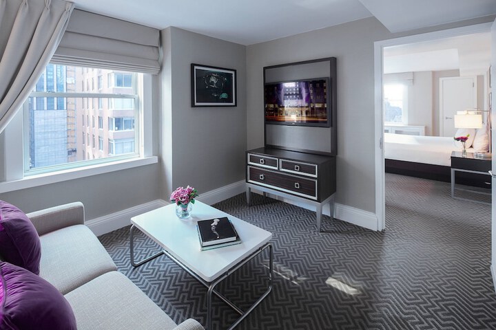 Room 28 of 75
