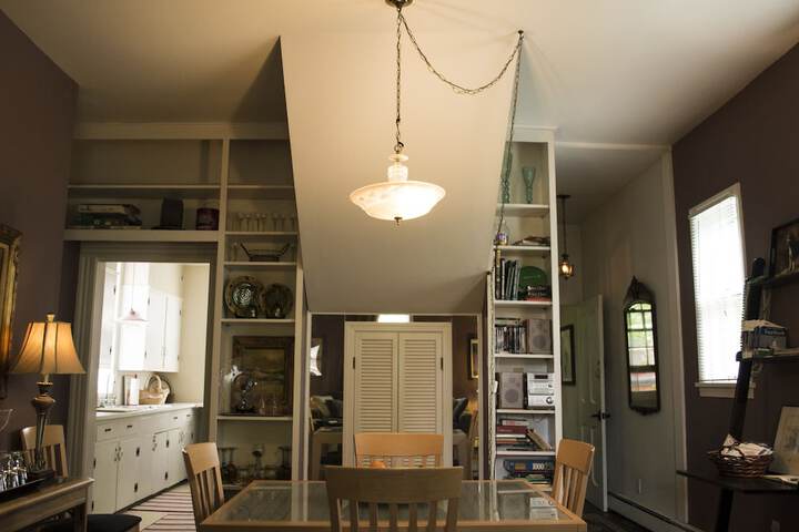 Room 25 of 42