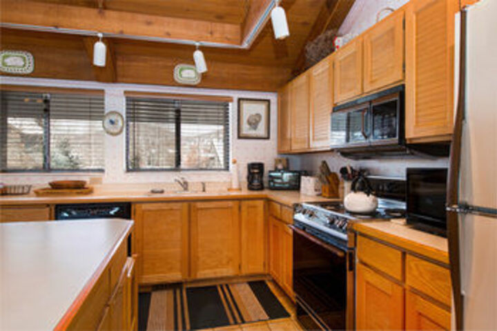 Park City Condo with Indoor Hot Tub by RedAwning