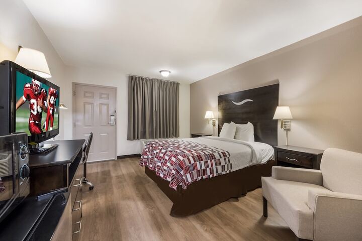 Room 21 of 38