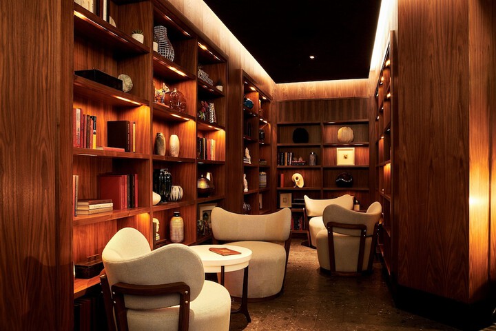 VEA Newport Beach a Marriott Resort & Spa