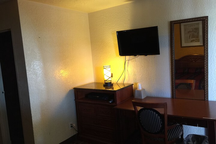 Room 18 of 51