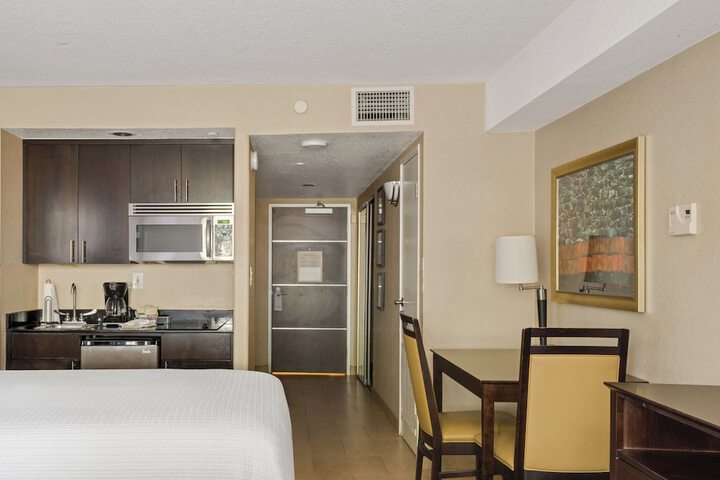 Room 90 of 130