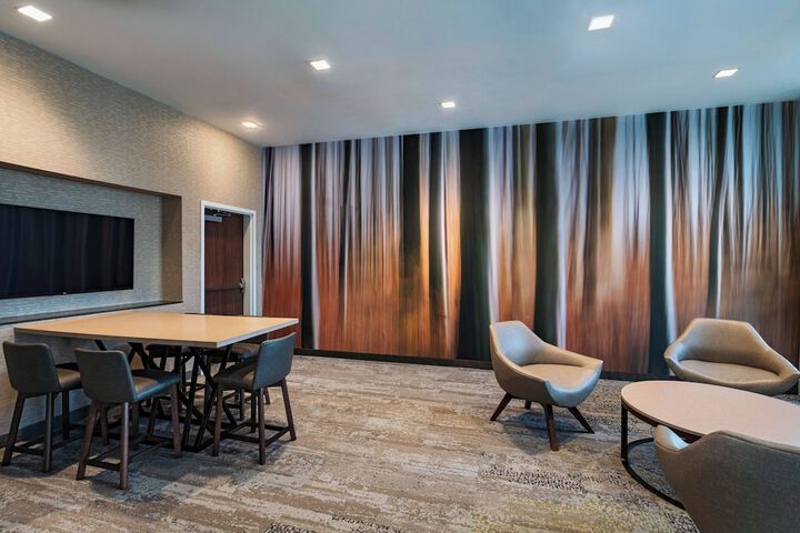 Courtyard by Marriott Dallas Grand Prairie
