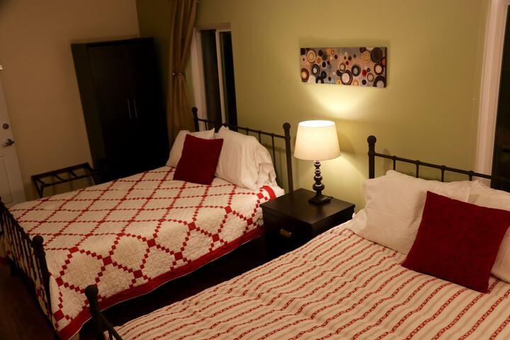Room 29 of 65