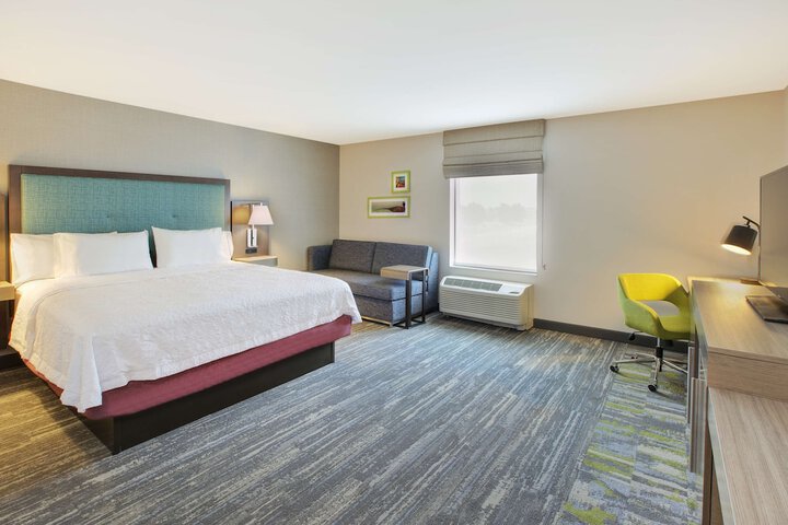 Room 22 of 39