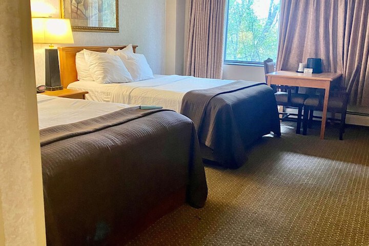 Room 14 of 69
