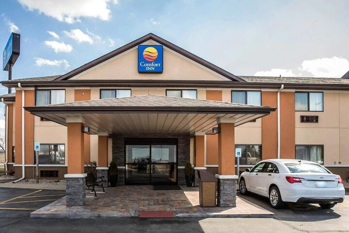 Comfort Inn Morris I-80