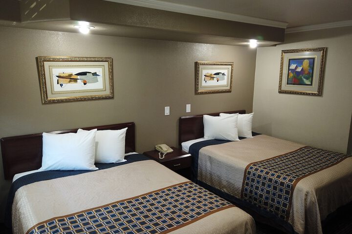 Room 14 of 29
