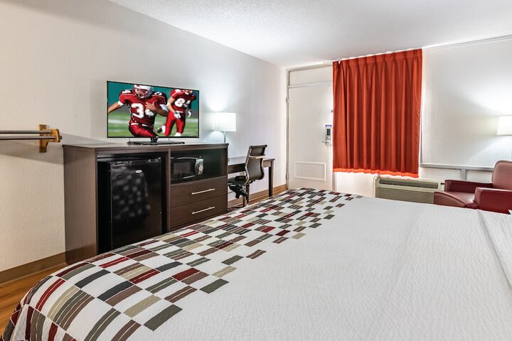 Red Roof Inn Forsyth