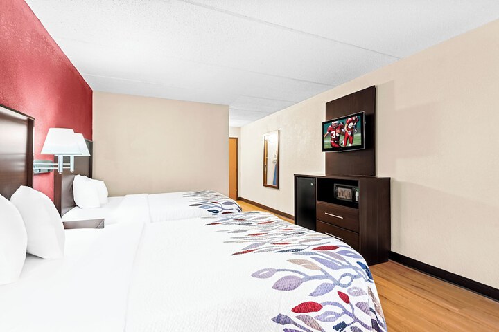 Room 8 of 20
