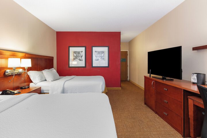 Courtyard by Marriott Toledo Airport Holland