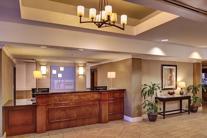 Hotel Interior 9 of 40