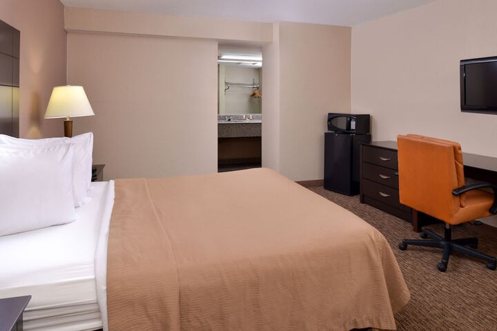 Room 25 of 65