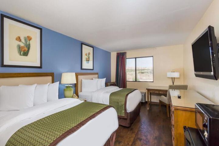 DAYS INN BENSON