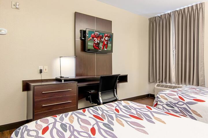 Room 18 of 25