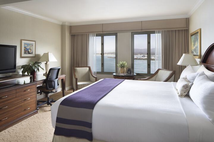 Room 48 of 80
