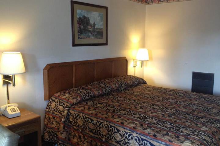 Room 25 of 51