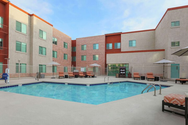 Pool 4 of 53