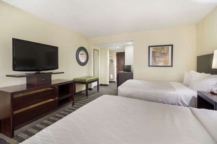 Room 14 of 26