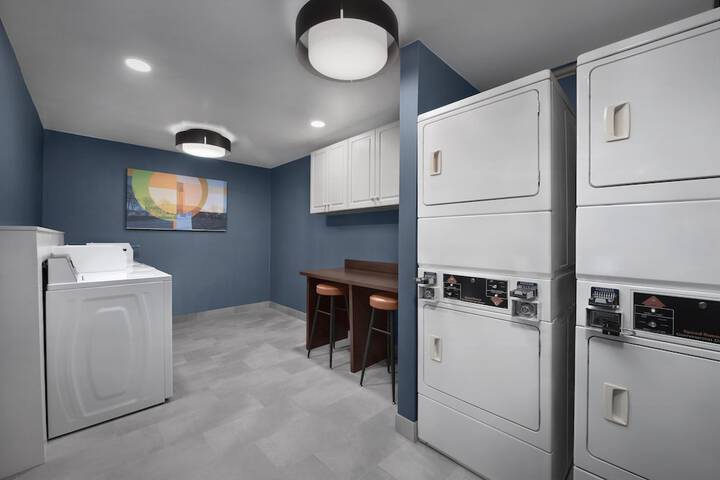 Homewood Suites by Hilton Newark-Cranford